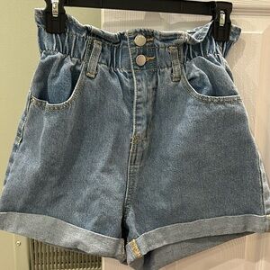 Denim Blvd ruffled jean shorts